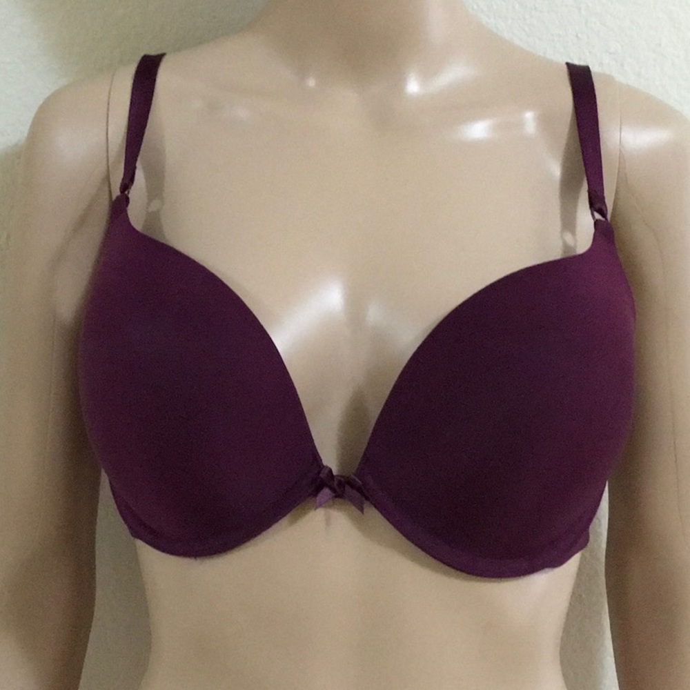 NWOT Victoria Secret bra